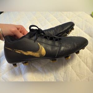 Nike Phantom Venom FG Soccer Cleats